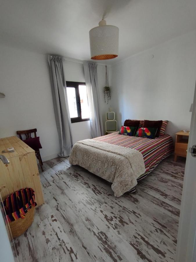 Apartment Barca 1 Camp Nou โอสปิตาเล็ต เดอ โยเบรกัต ภายนอก รูปภาพ