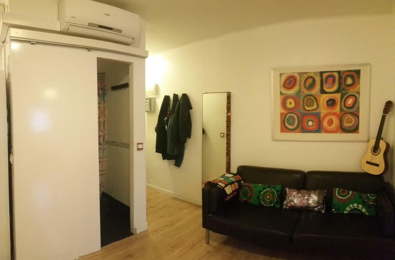 Apartment Barca 1 Camp Nou โอสปิตาเล็ต เดอ โยเบรกัต ภายนอก รูปภาพ